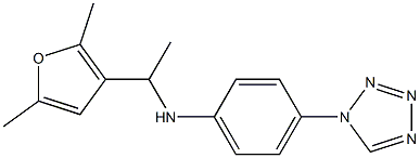 N-[1-(2,5-dimethylfuran-3-yl)ethyl]-4-(1H-1,2,3,4-tetrazol-1-yl)aniline Struktur